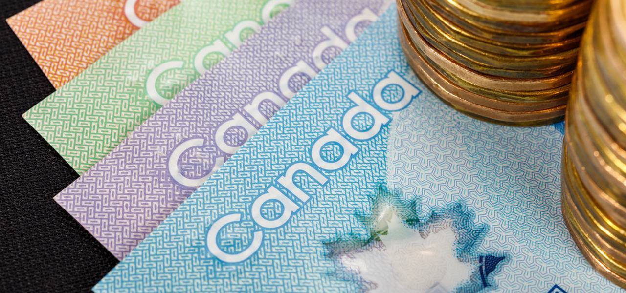 Dólar canadense à espera dos dados sobre empregos