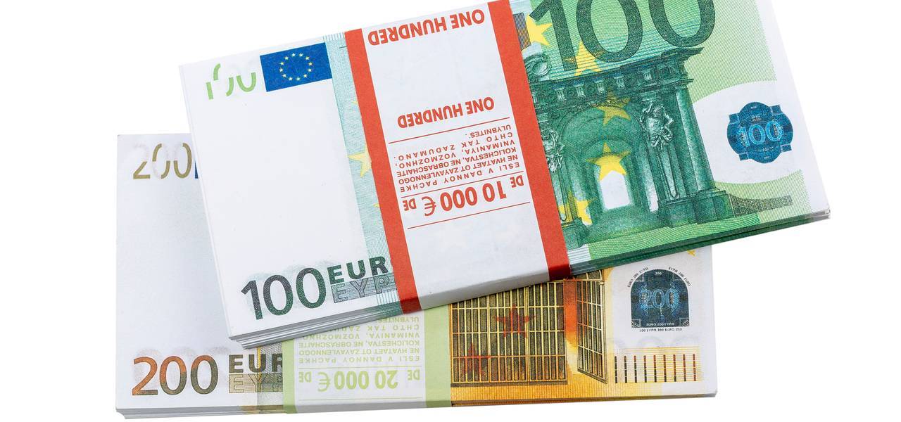 EUR / USD: par é negociado próximo a importante região de 1,1850