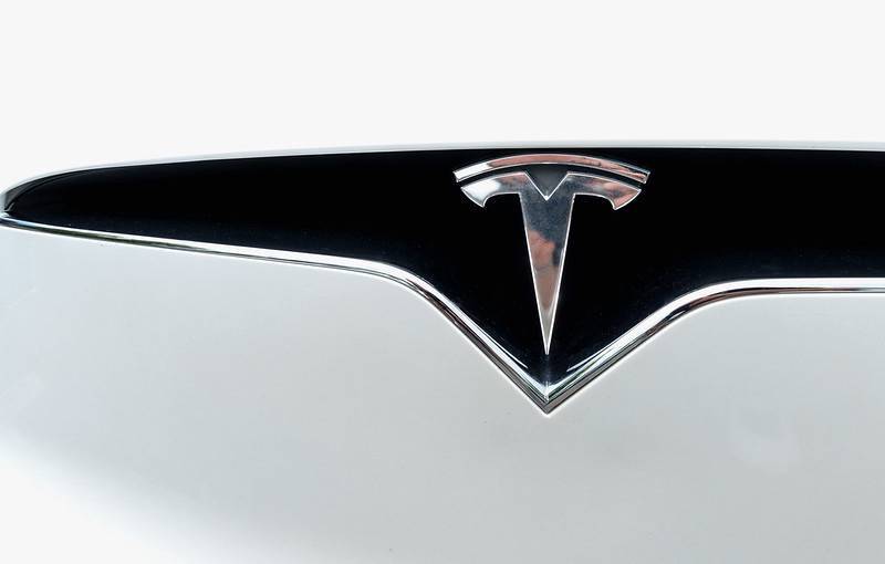 Tesla: two reasons why it dropped