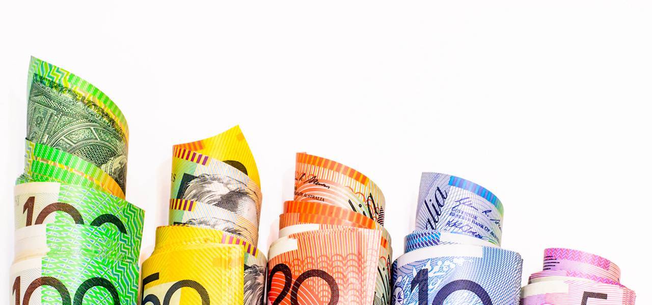 AUD/USD :  head and shoulders top attracting attention