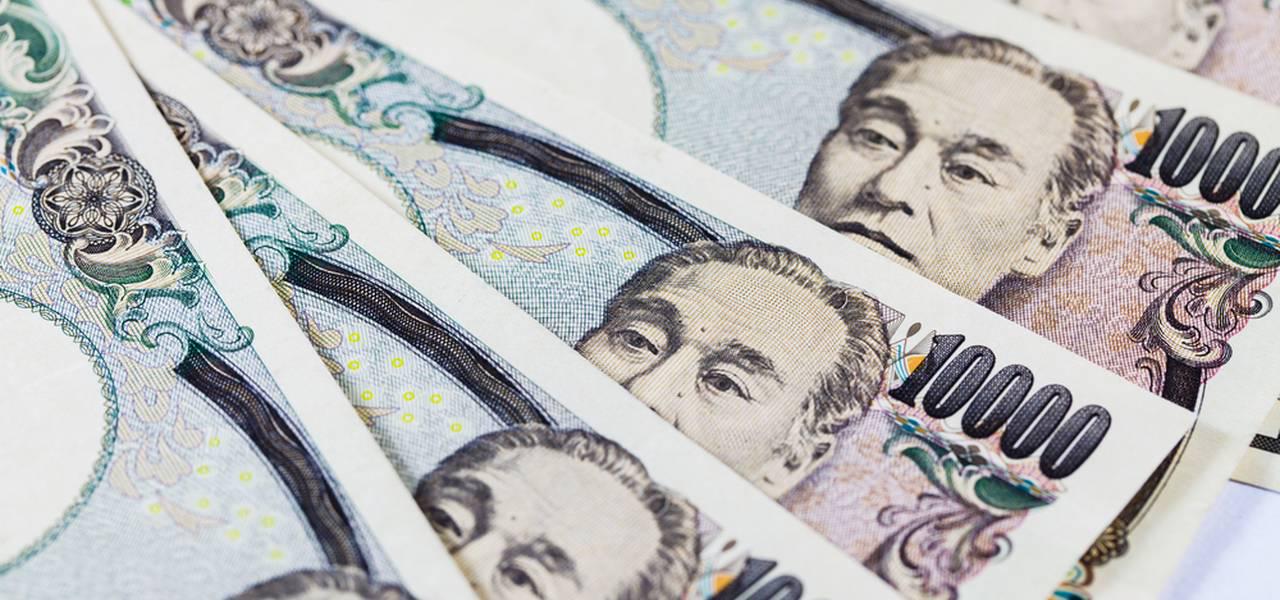 Japanese Yen significant weakness rises questions 